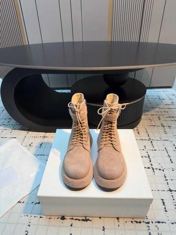 Boots women's фото 2