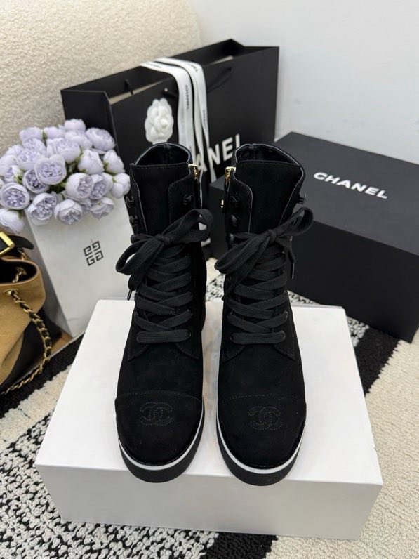 Ботинки женские фото 2