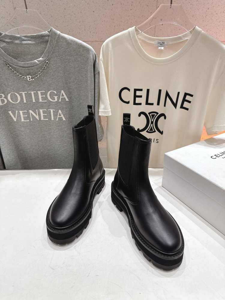 Boots women's фото 2