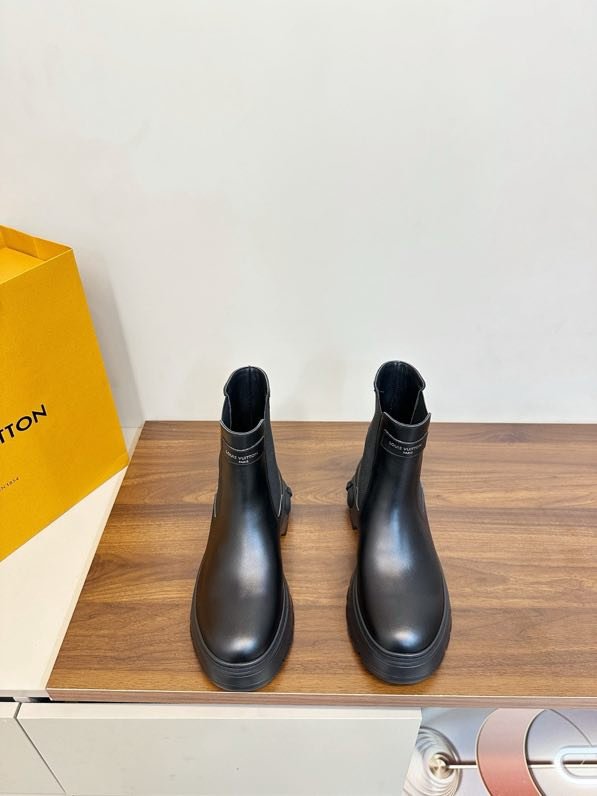 Ботинки женские фото 2