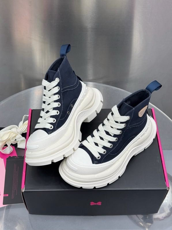 Ботинки женские фото 2