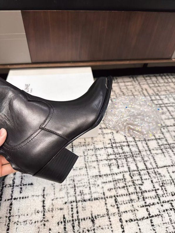 Ботинки женские фото 3