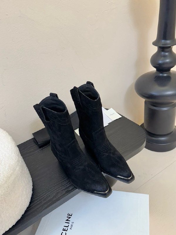 Ботинки женские фото 3