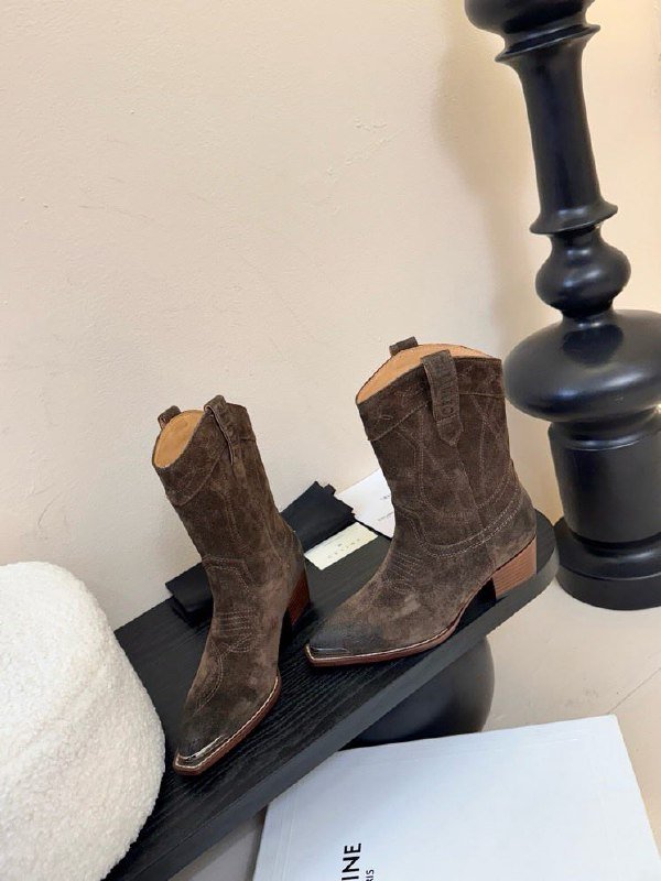 Ботинки женские фото 3