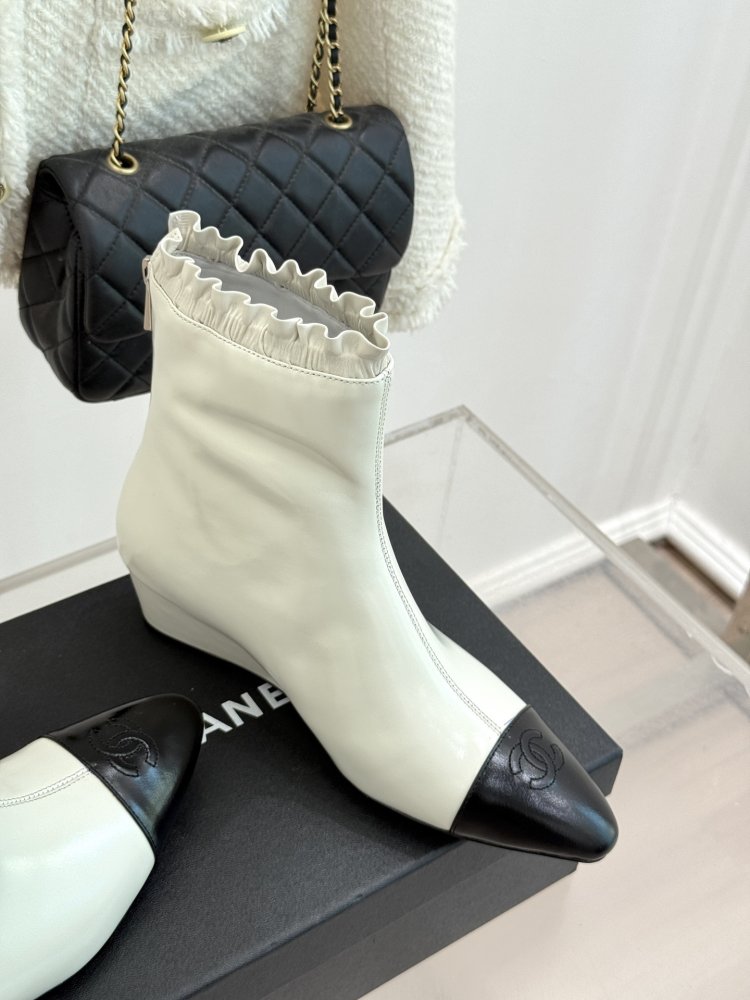 Ботинки женские фото 3