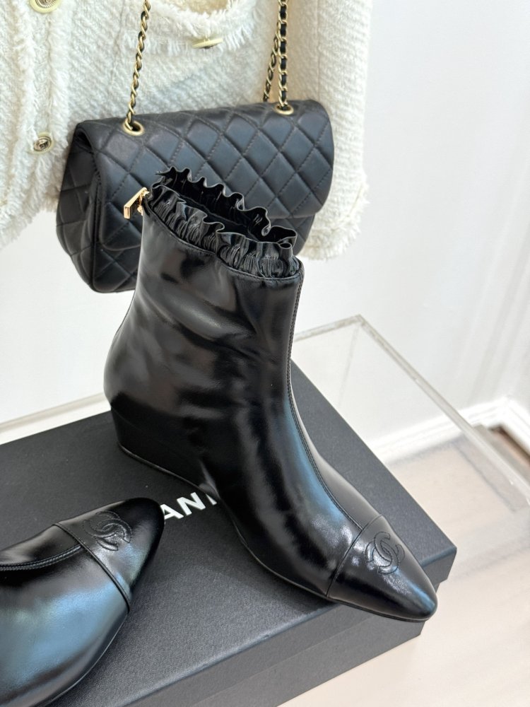 Ботинки женские фото 3