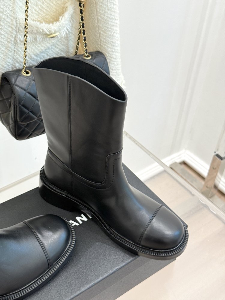 Ботинки женские фото 3