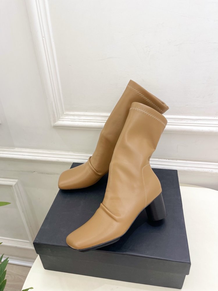 Ботинки женские фото 3