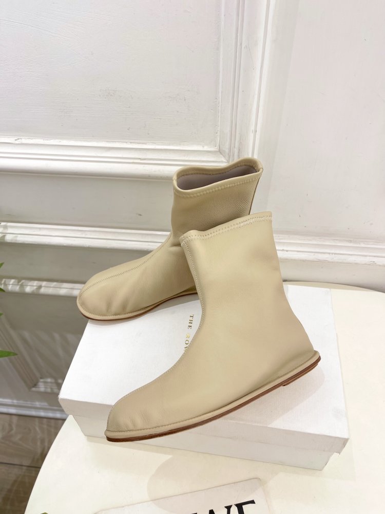 Ботинки женские фото 3