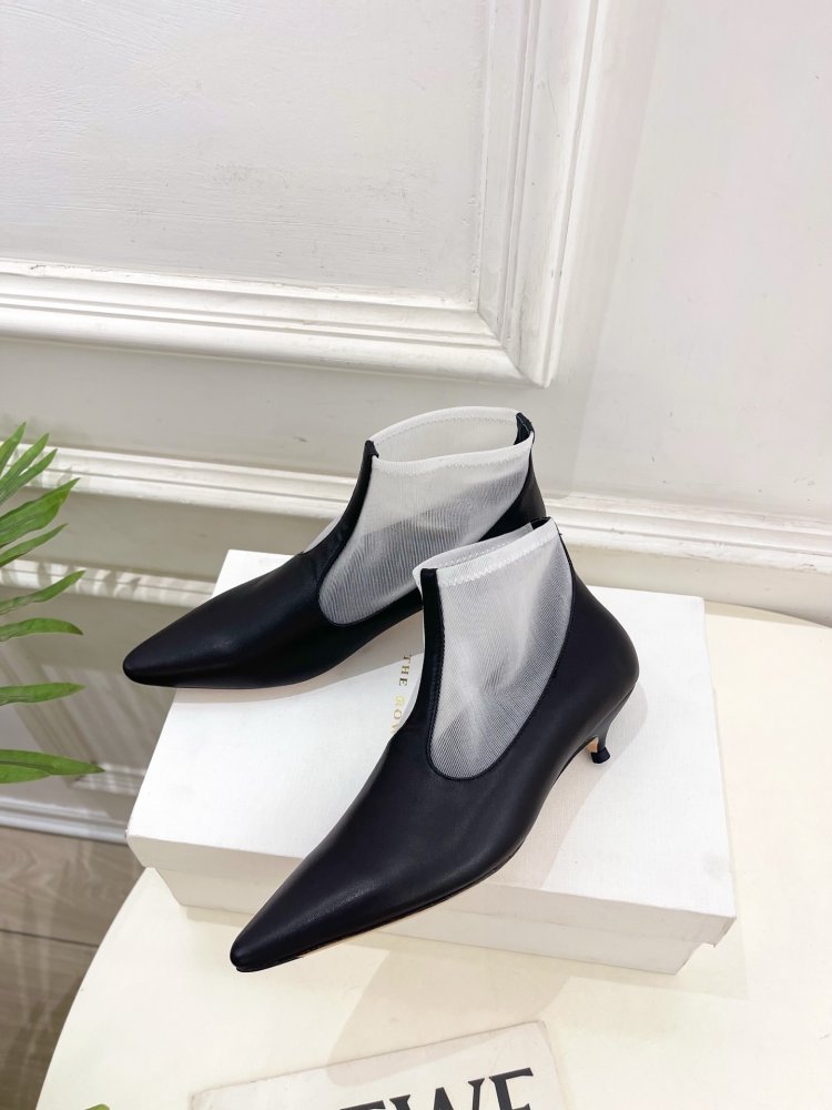 Boots women's фото 3