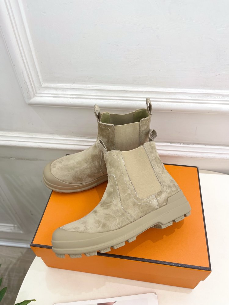 Boots women's фото 3