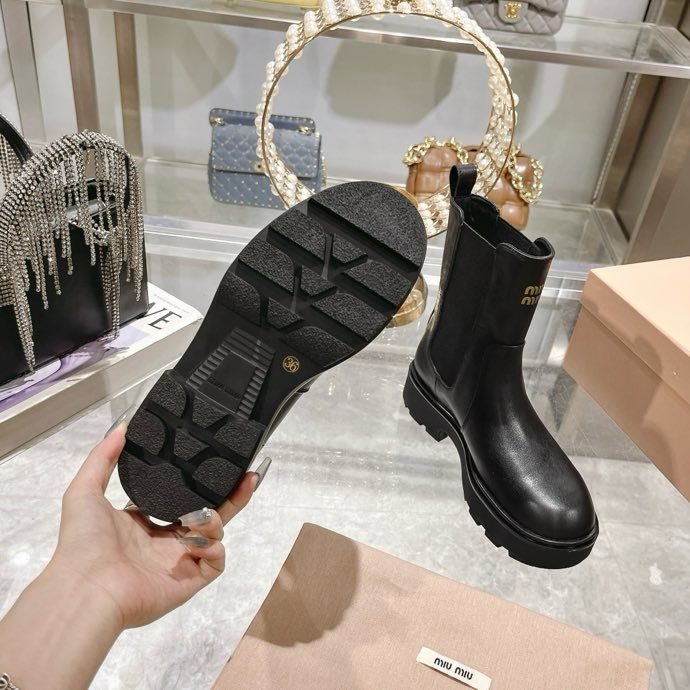 Boots women's фото 3