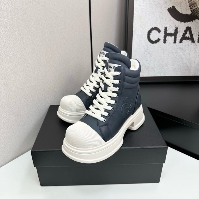 Ботинки женские фото 3