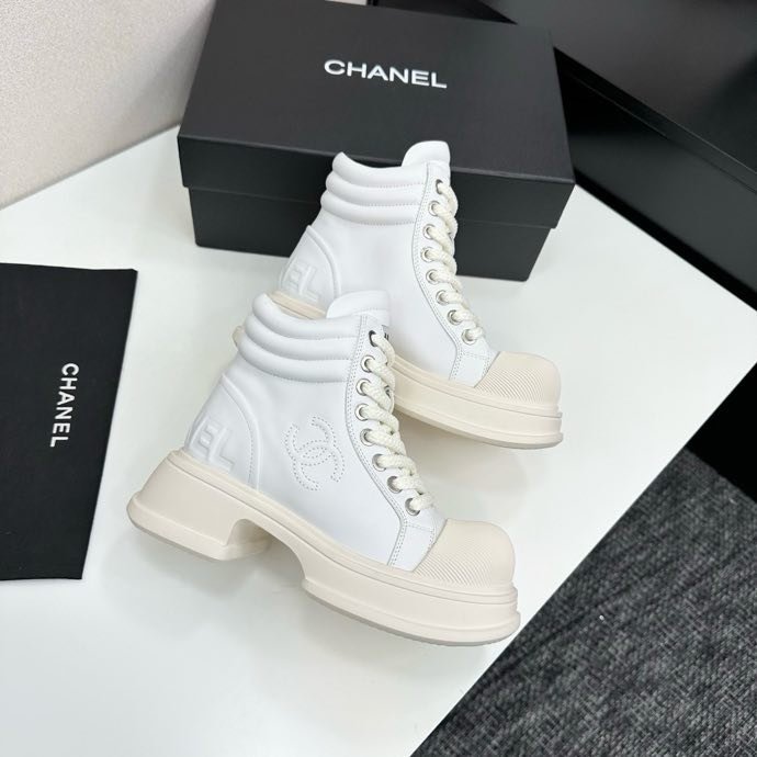 Ботинки женские фото 3