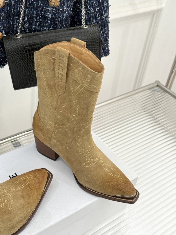 Boots women's фото 3