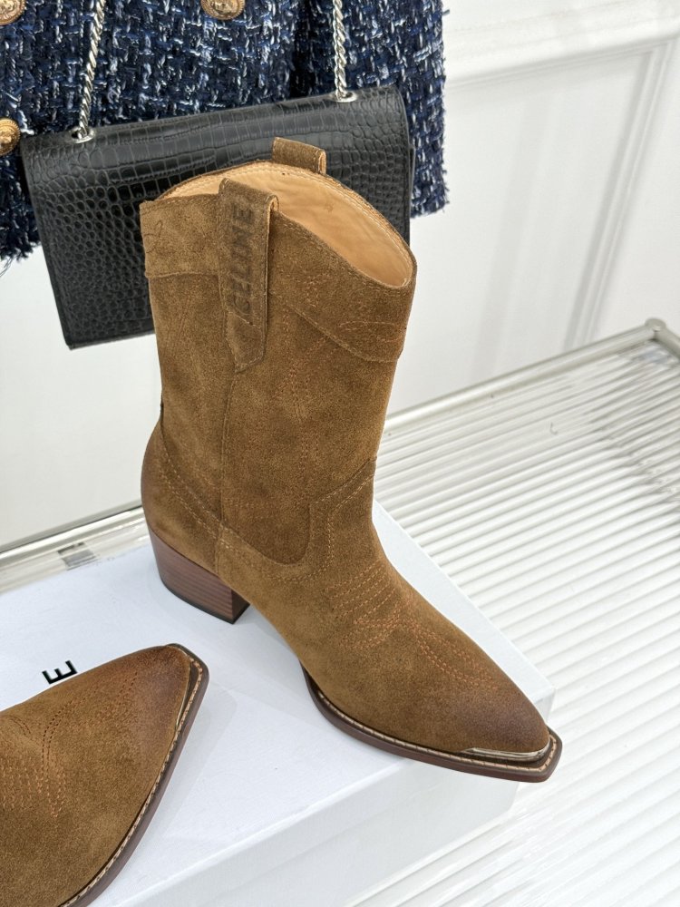 Boots women's фото 3