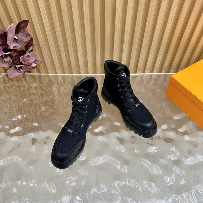 Ботинки женские фото 3