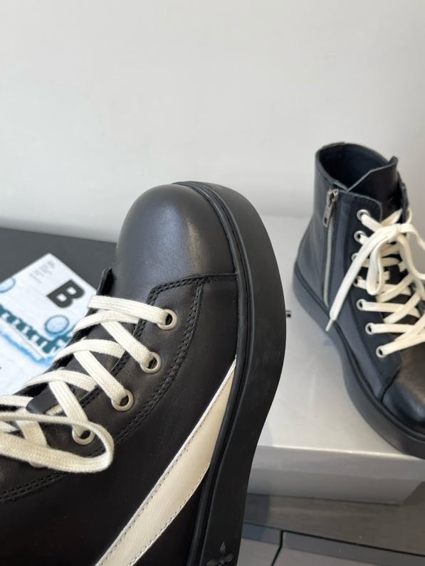 Ботинки женские фото 3