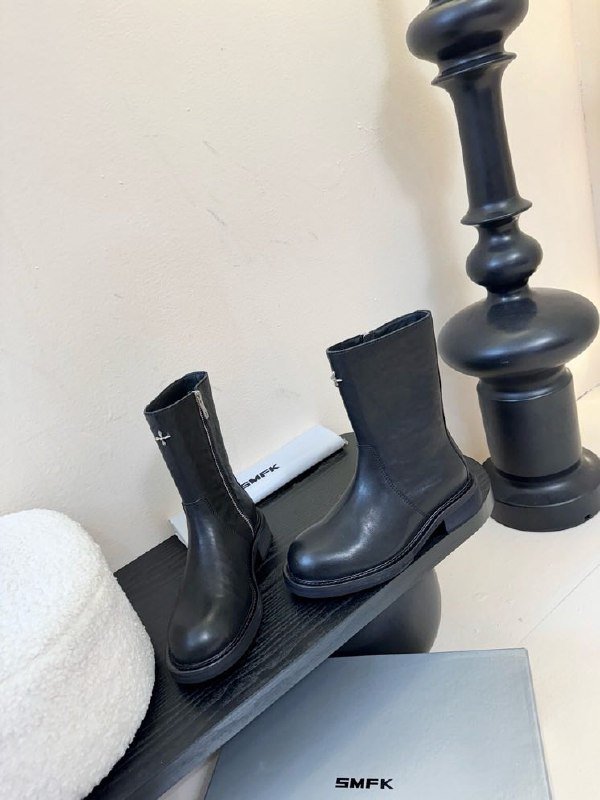 Boots women's фото 3