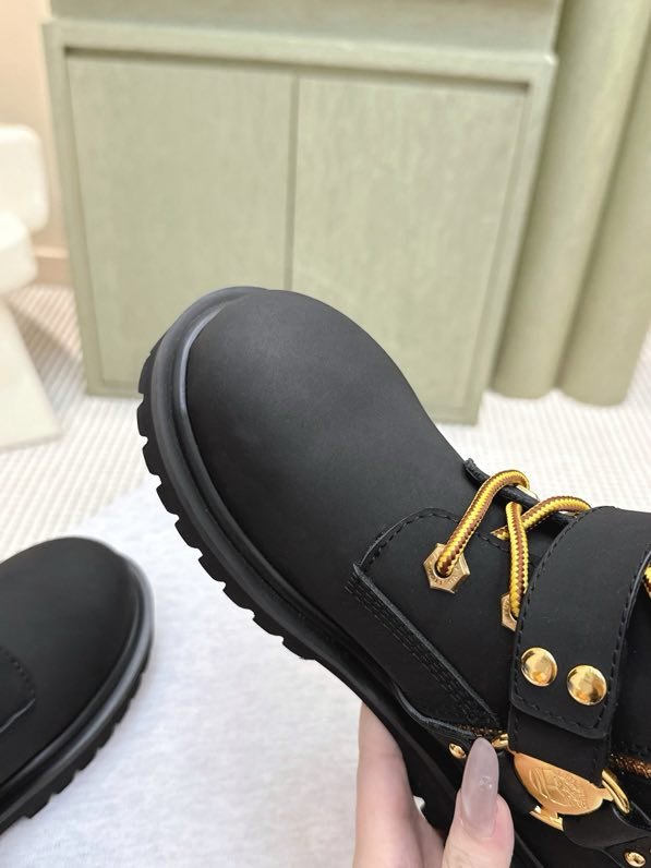 Boots women's фото 3