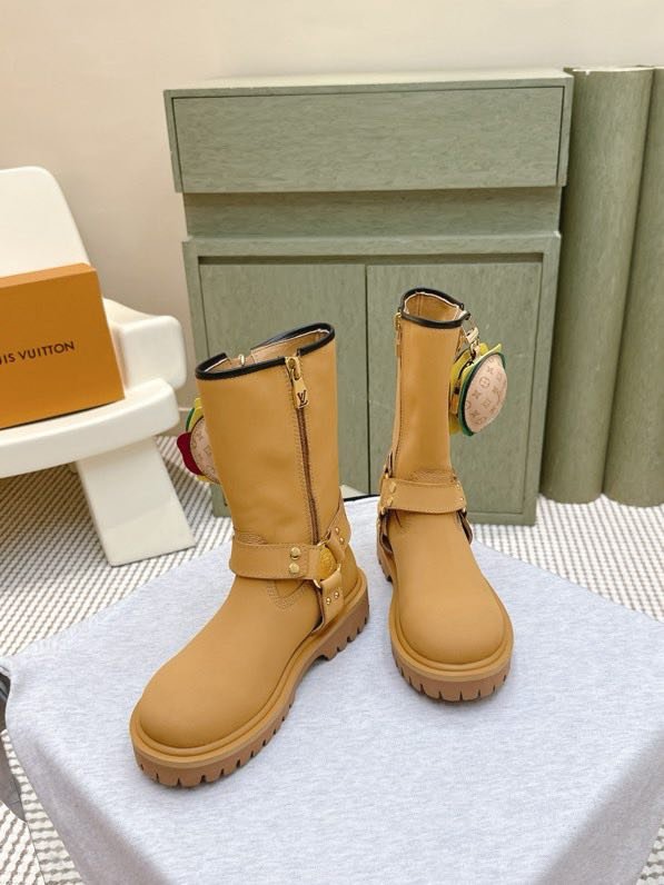 Ботинки женские фото 3