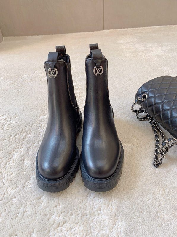 Ботинки женские фото 3