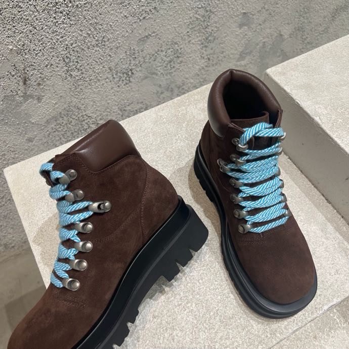 Ботинки женские фото 3