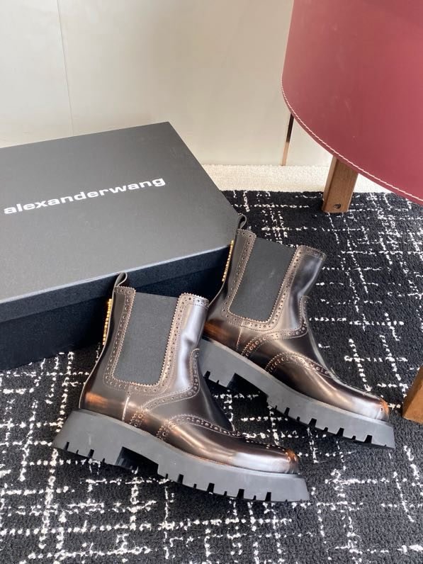 Ботинки женские фото 3