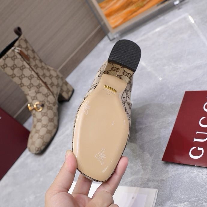 Ботинки женские фото 3