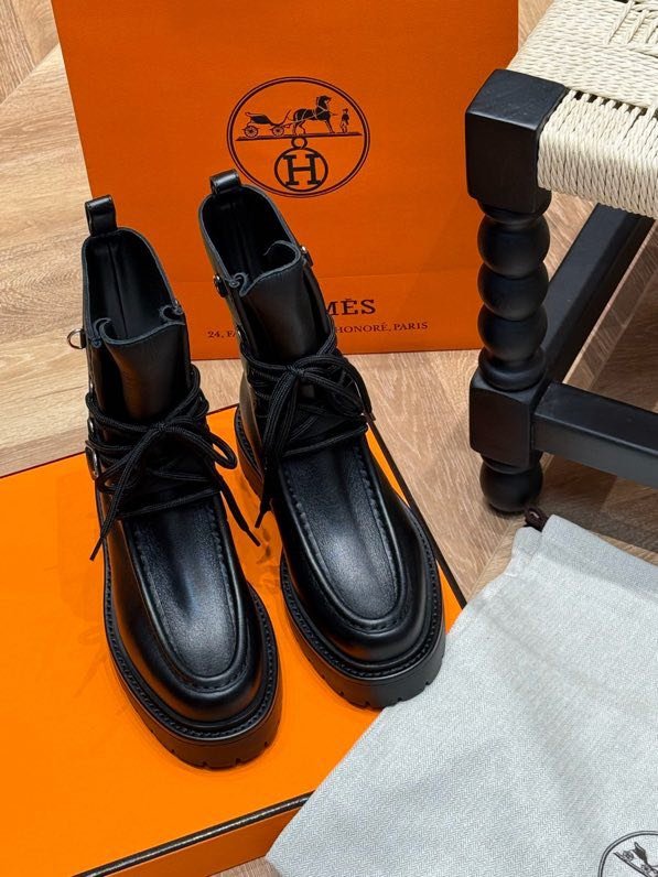 Ботинки женские фото 3