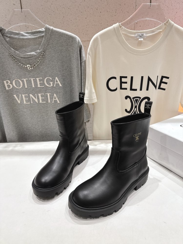 Boots women's фото 3