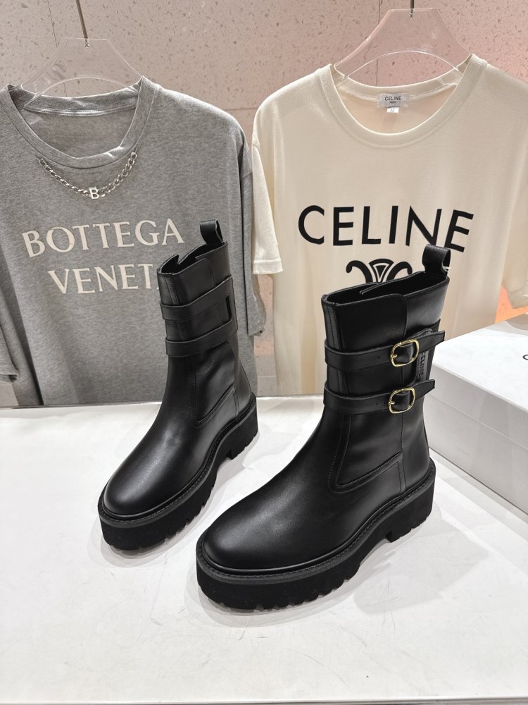 Boots women's фото 3