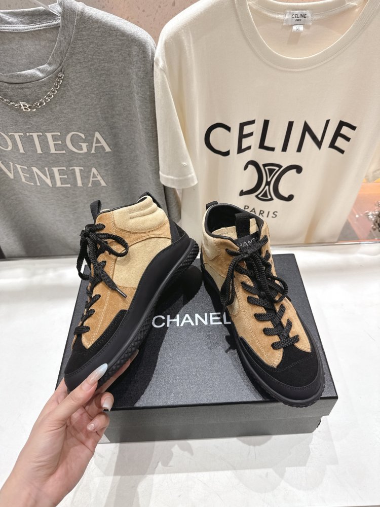 Ботинки женские фото 3