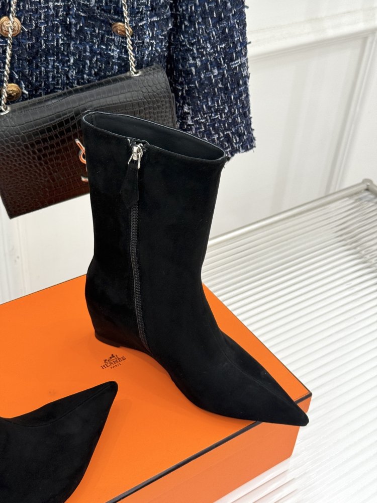 Ботинки женские фото 3