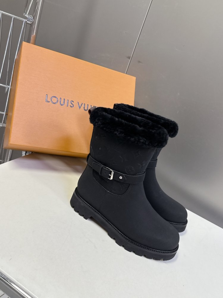 Ботинки женские фото 3