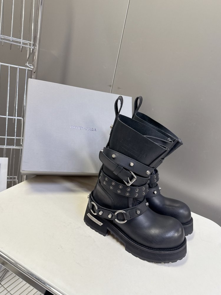 Ботинки женские фото 3