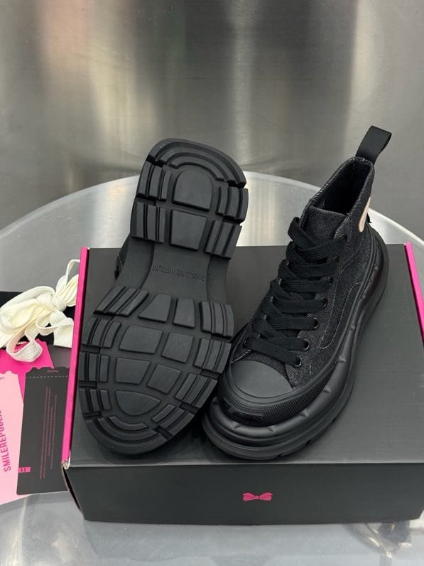 Ботинки женские фото 3