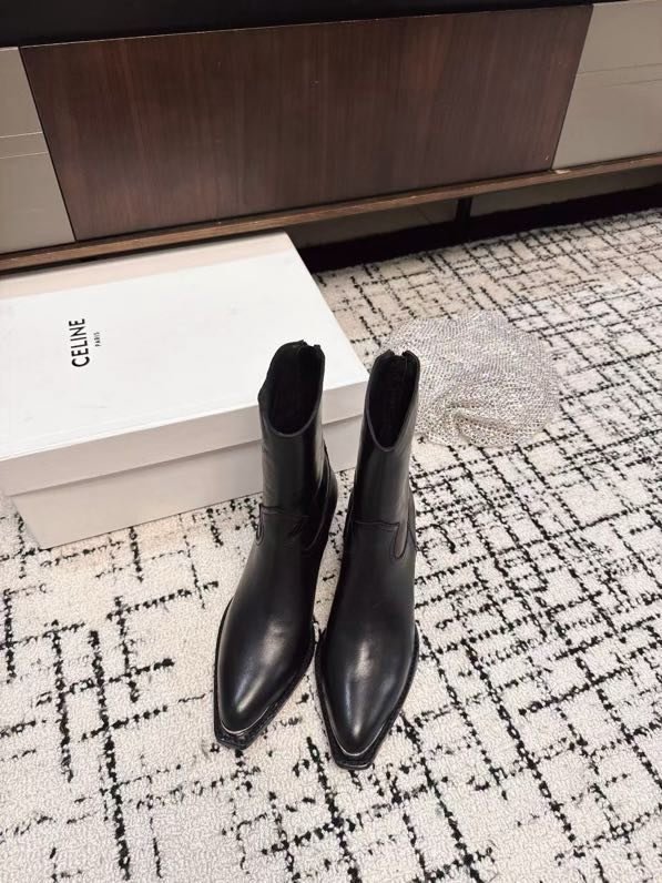 Ботинки женские фото 4