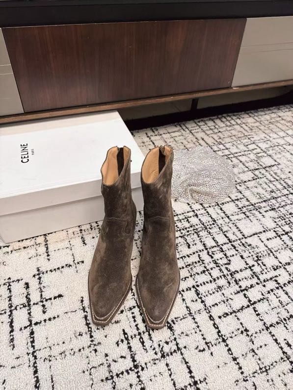 Ботинки женские фото 4