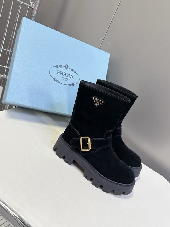 Ботинки женские фото 4