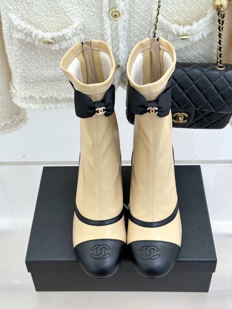 Ботинки женские фото 4