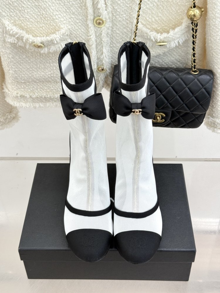 Ботинки женские фото 4