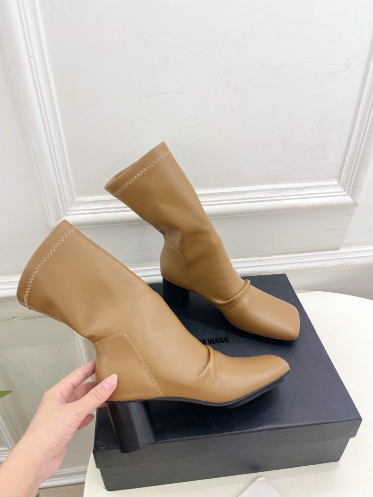 Ботинки женские фото 4