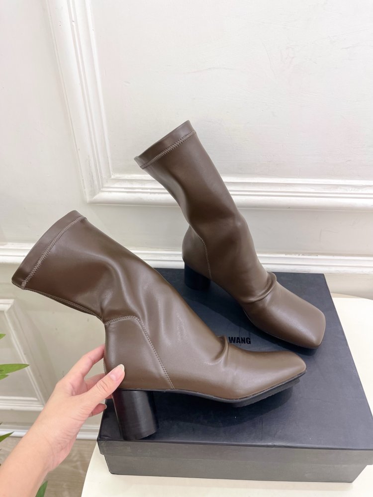 Ботинки женские фото 4