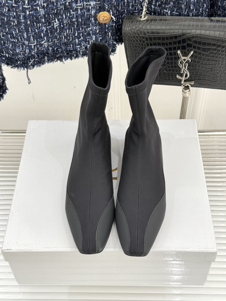 Ботинки женские фото 4