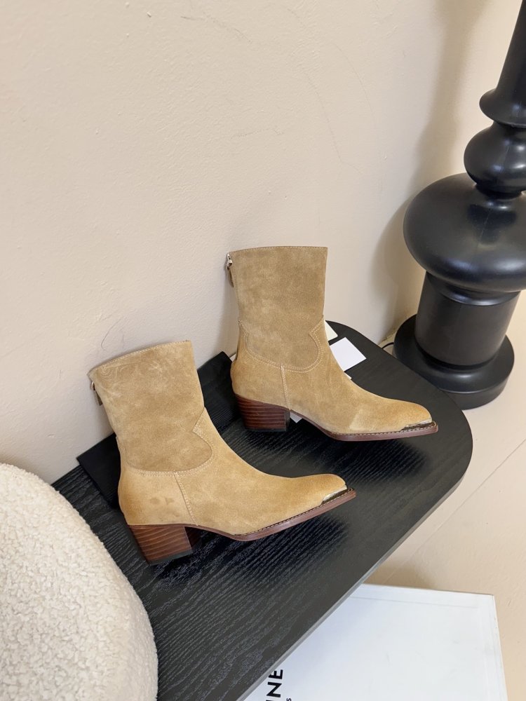 Ботинки женские фото 4