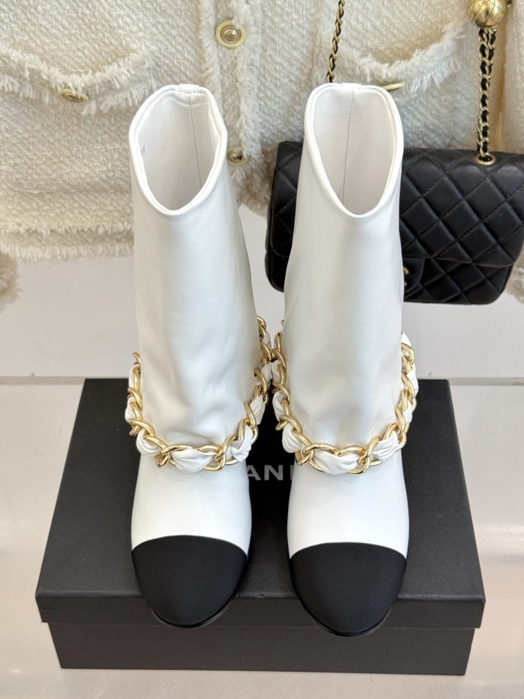 Boots women's фото 4