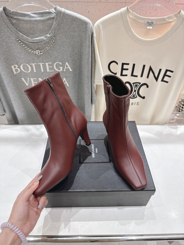 Ботинки женские фото 4