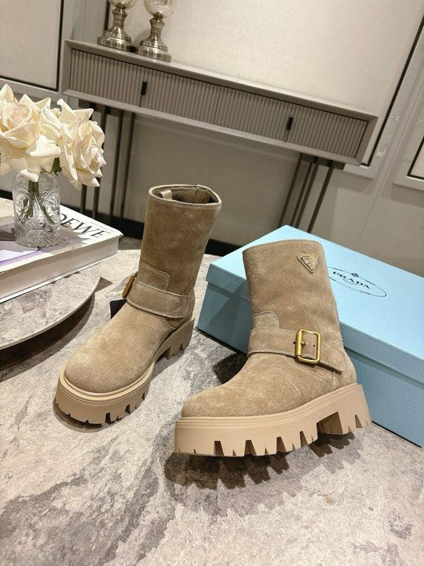 Boots women's фото 4