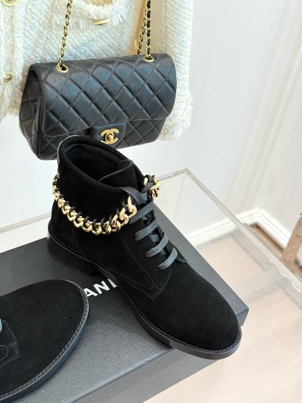 Ботинки женские фото 4